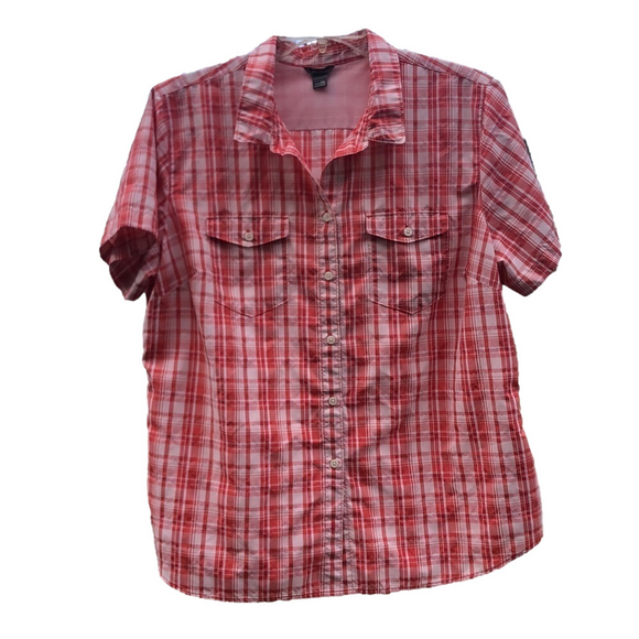Eddie Bauer Tops - EDDIE  BAUER  2XL short sleeve Vented sides Pockets Bust Darts shirt. Cooling.